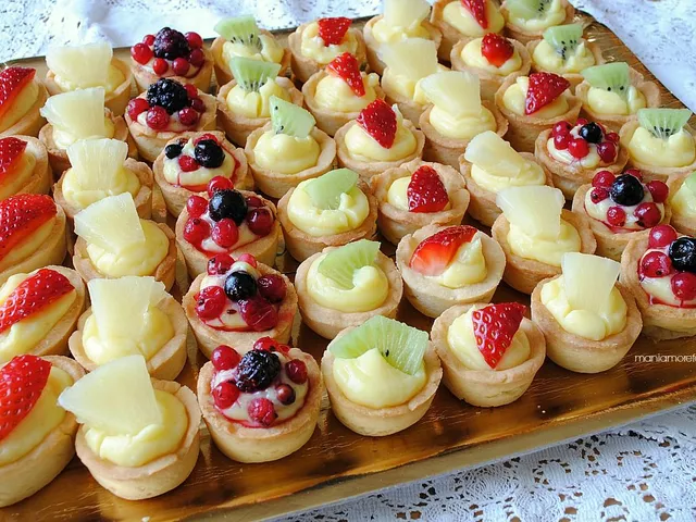 Qual è la tua migliore ricetta per un dessert facile da portare a un buffet?